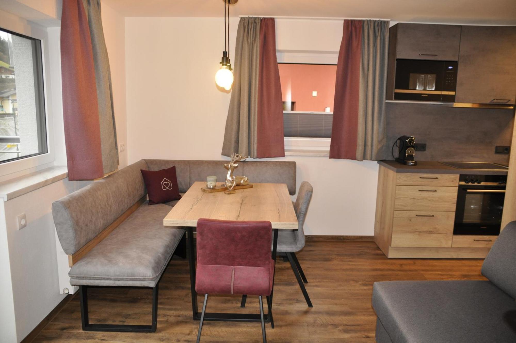 Herzis Appartements Wagrain Szoba fotó